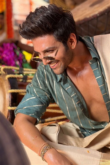 Poster for Satyaprem Ki Katha