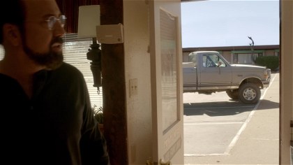 Poster for www UIndex org    -    Looking Glass (2018)